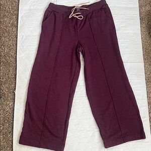 Lou & Grey Women’s Maroon Joggers